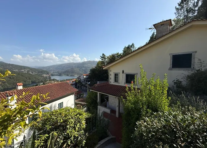 Casa De São Bento - Gerês * Rio Caldo